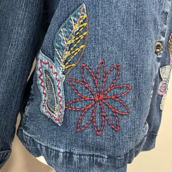 Floral Embroidered Button Denim Jean Jacket Size 8 Petite Cottage Vtg Y2K - Picture 4 of 13
